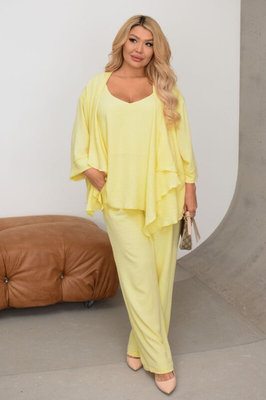 Костюм трійка