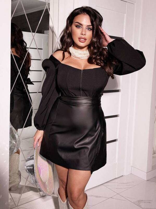 Блуза женская из костюмной ткани корсетная с молнией и длинными объемными рукавами весенне-летняя