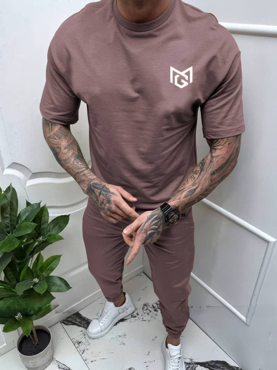 Спортивный костюм мужской из двунитки с футболкой и брюками на резинке со шнурком демисезонный