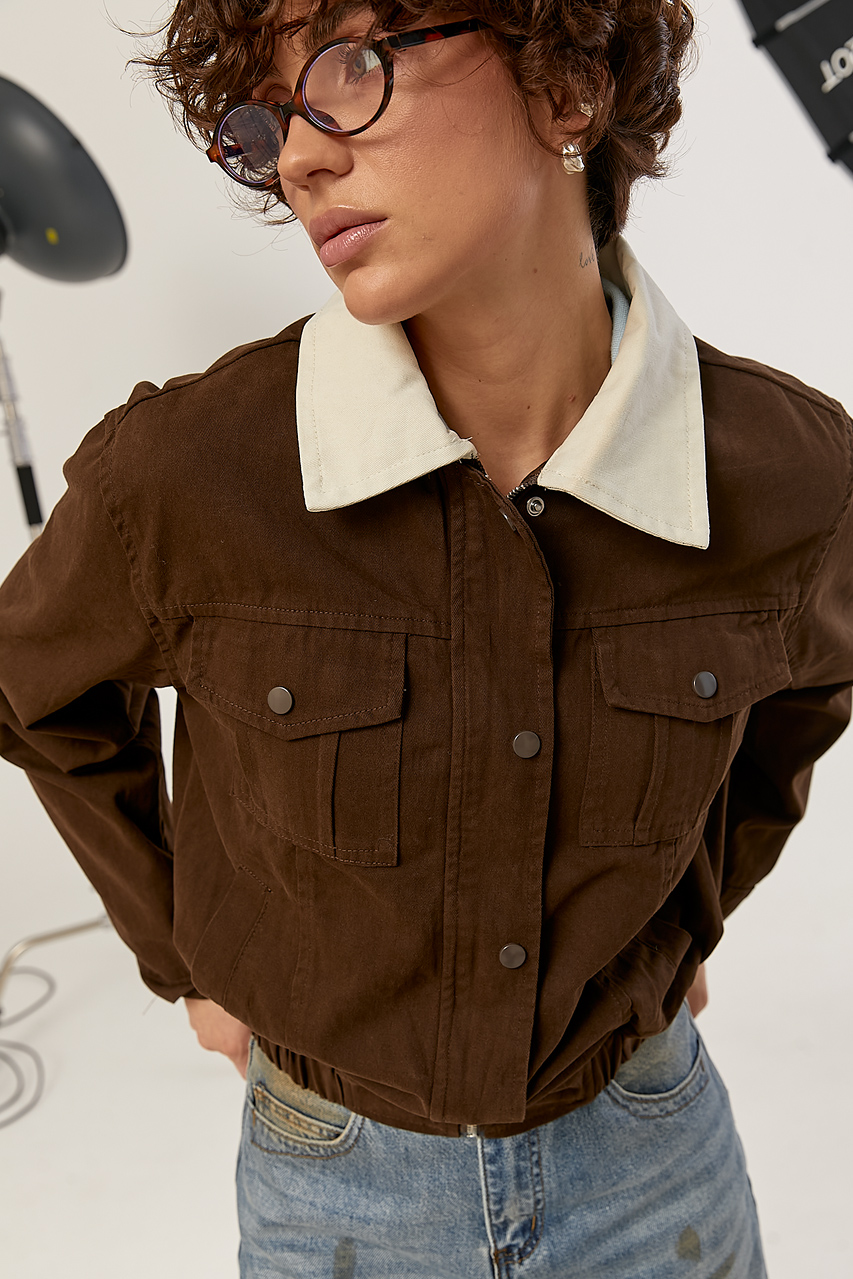 Котонова куртка з контрастним комірцем  lx-2074