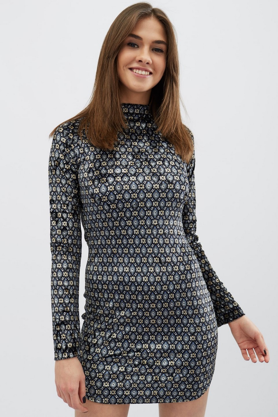 Мини платье из велюра с оригинальным узором 30541