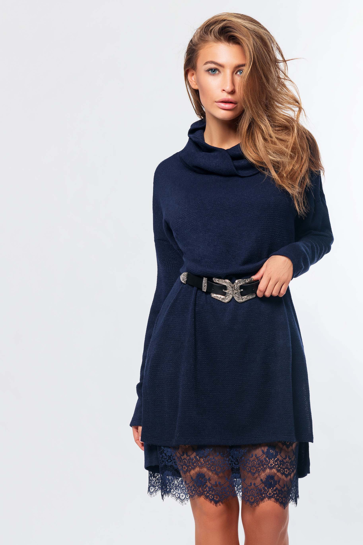 Трикотажноесинее платье с гипюровым низом 34740