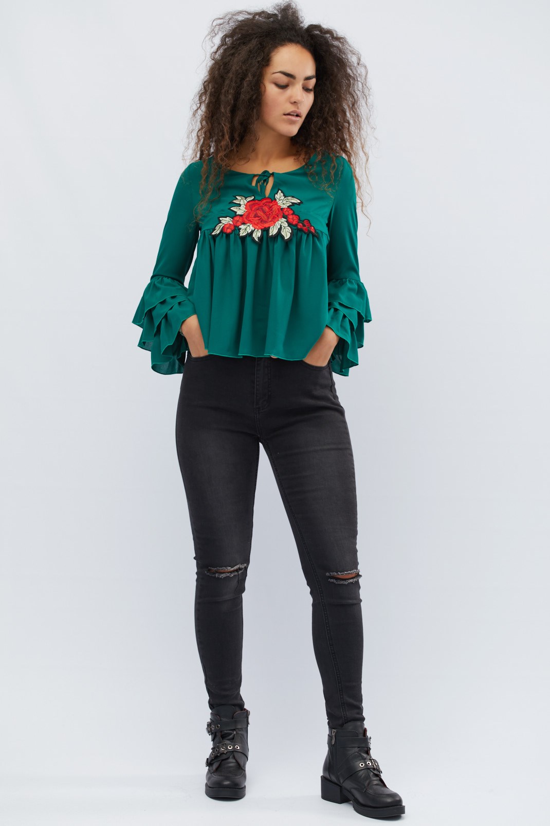 Изумрудная блузка с рюшами в этническом стиле 27952