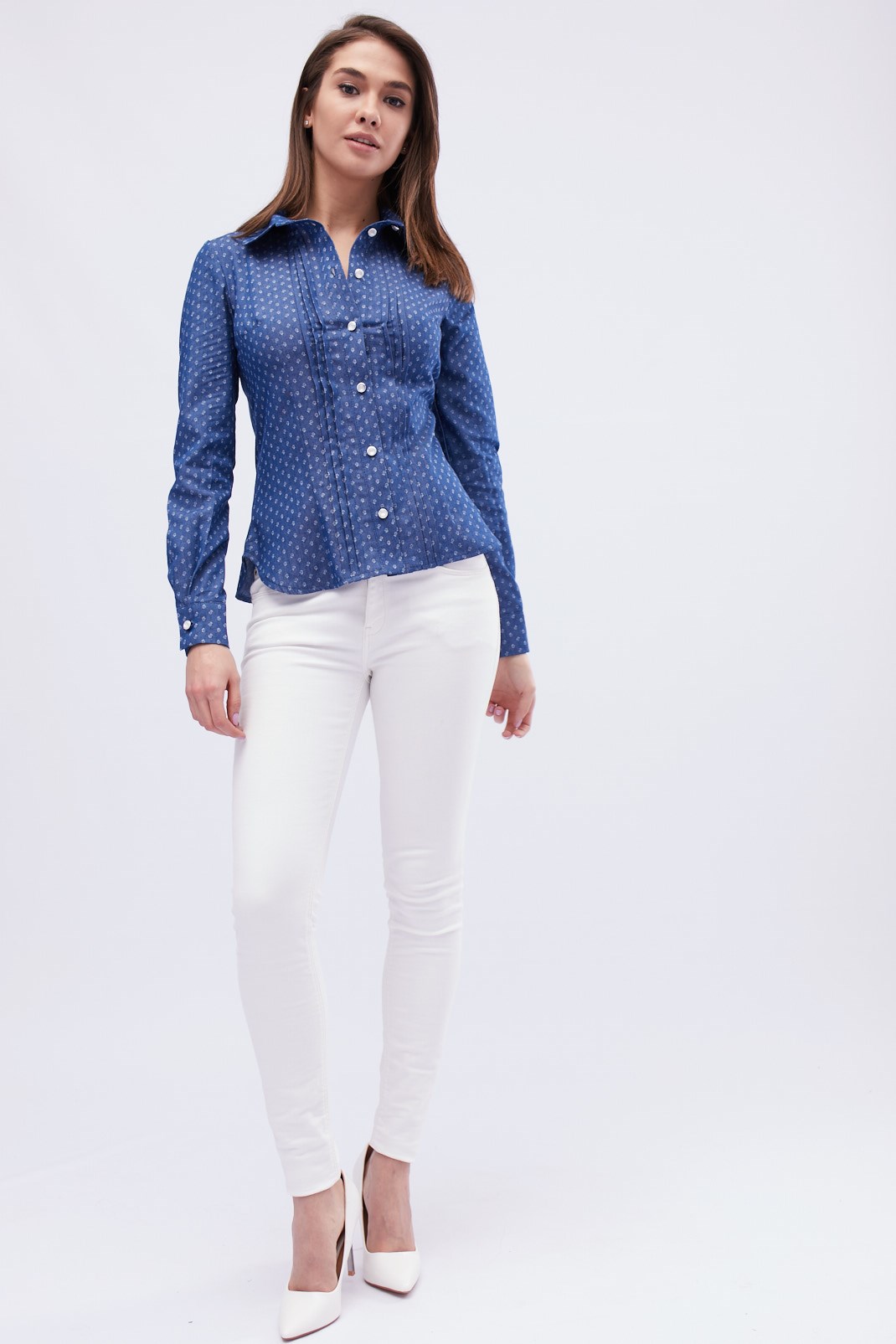 Синяя женская блуза приталенного силуэта 32565