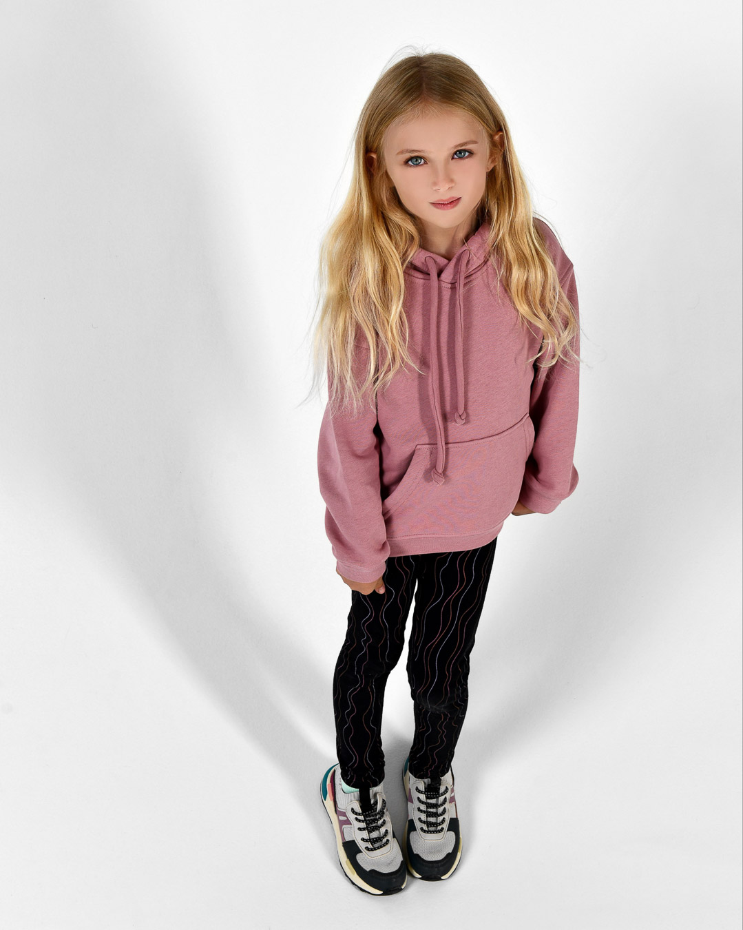 Детский худи унисекс цвета пудра 55700