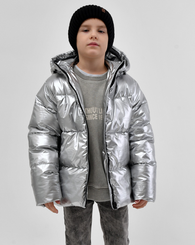 Серебристый пуховик с эффектом металлик для мальчиков 56137