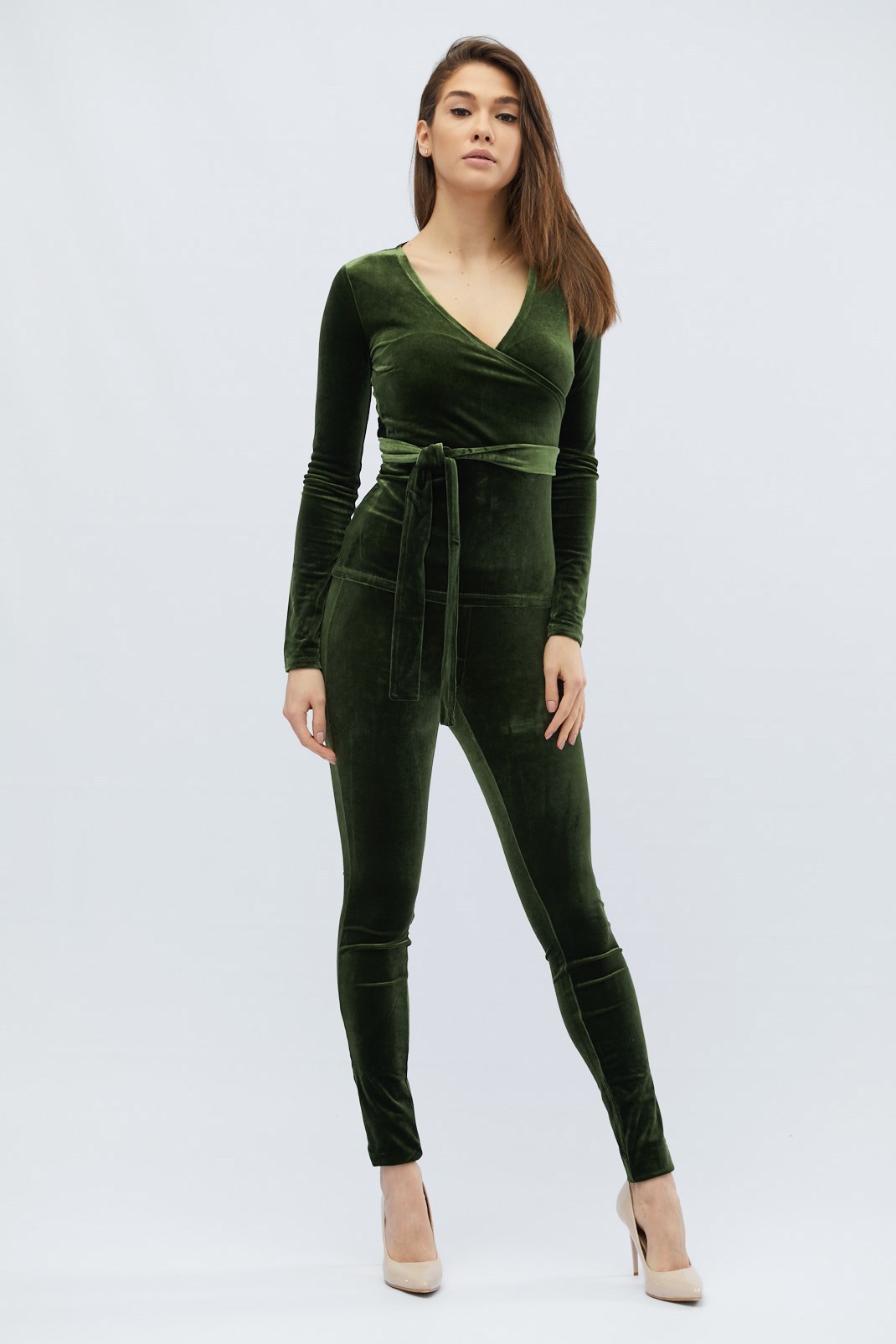 Роскошный костюм авокадо из мягкого велюра 32486