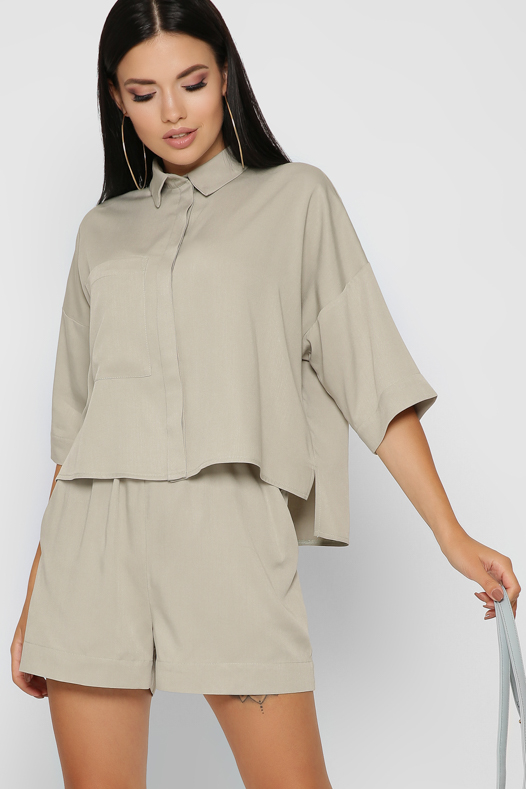 Женский оливковый костюм с рубашкой и шортами 48812