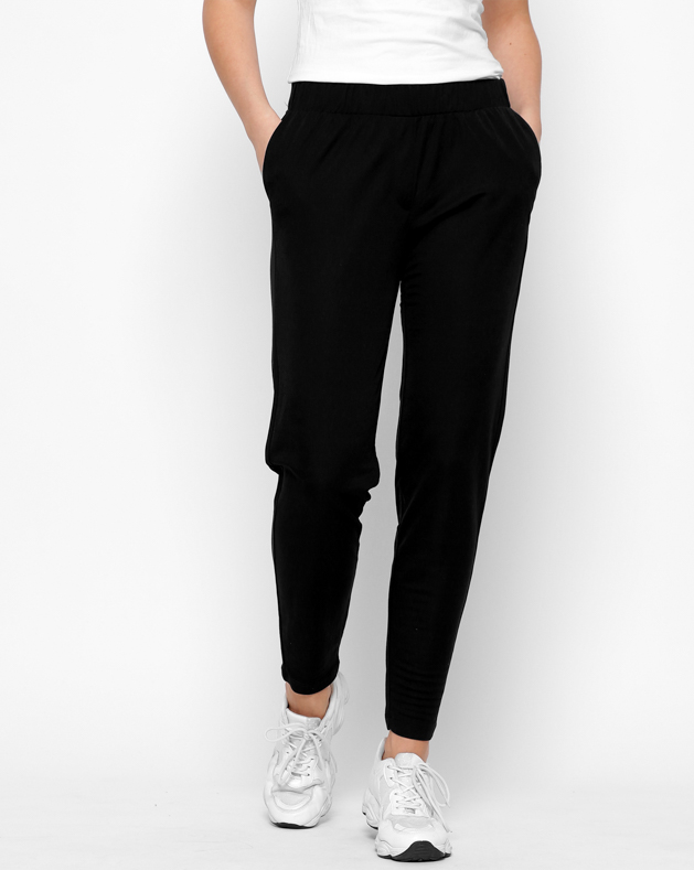 Однотонные черные брюки на резинке 35485