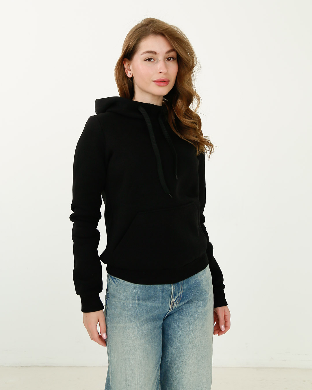 Женское черное худи с капюшоном 30464