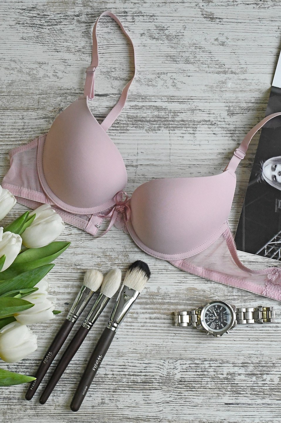 Контурный бюстгальтер с ажурным бантиком 35134